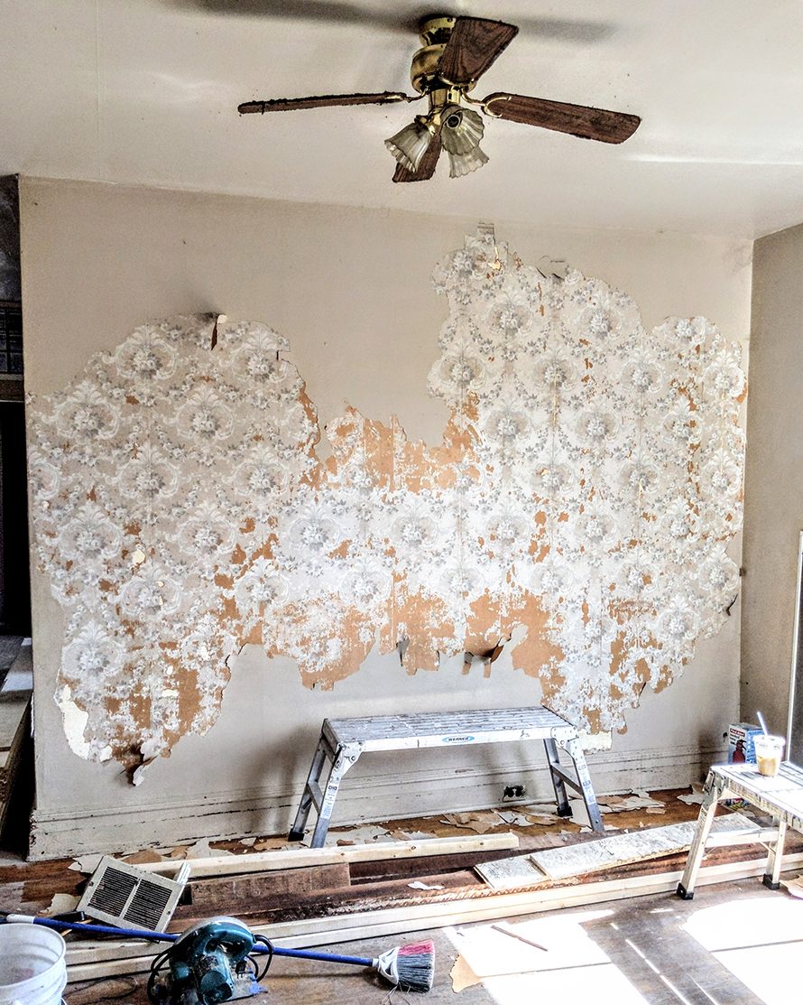 Professional wallpaper removal service in Phoenix